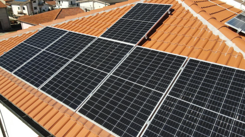 pannelli fotovoltaici sul tetto